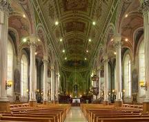 Intérieur de l'église de Saint-Romuald; Conseil du patrimoine religieux du Québec, 2003