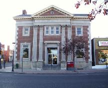 Canadian Imperial Bank of Commerce Provincial Historic Resource, Medicine Hat (September, 2000); Alberta Culture and Community Spirit, Historic Resources Management, 2000