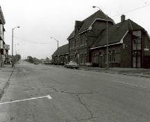 General view of the VIA Rail/Canadian National Railways Station, showing a façade, 1993.; A. M. de Fort-Menares, 1993.