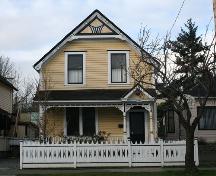 Exterior view of 1004 Fairfield Road; City of Victoria, 2007