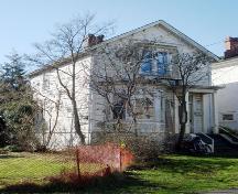 Exterior view of 1011 Burdett Avenue; City of Victoria, 2007