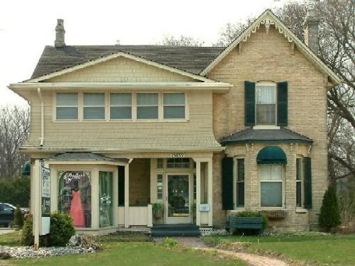 Elmwood Lodge