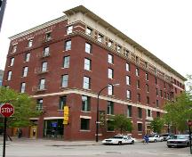 Secondary elevations, from the southwest, of the Ashdown Store, Winnipeg, 2006; Historic Resources Branch, Manitoba Culture, Heritage, Tourism and Sport, 2006