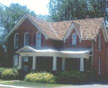 The former Ott House, June 2007; Photograph taken by Katie Hemswoth, Brock University, 2007