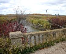Contextual view, from the east, of the Concrete Box Bridge, Green Ridge area, 2006; Historic Resources Branch, Manitoba Culture, Heritage and Tourism, 2006