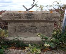 Detail view of a date post on the Concrete Box Bridge, Green Ridge area, 2006; Historic Resources Branch, Manitoba Culture, Heritage and Tourism, 2006