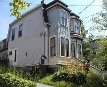 Side and front elevations, Joseph Howe Austen House, Dartmouth, Nova Scotia, 2005.; HRM Planning and Development Services, Heritage Property Program, 2005.