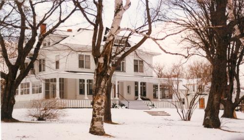 Showing front elevation