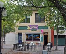 Secondary elevation, from the west (viewed from Market Square), of the Macdonald Shoe Store, Winnipeg, 2007; Historic Resources Branch, Manitoba Culture, Heritage, Tourism and Sport, 2007