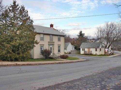 1 Baiden Street context, 2007