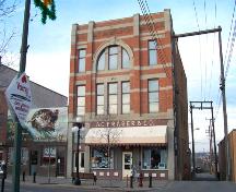 Main elevation of the Fraser Block, from the south, Brandon, 2004.; Historic Resources Branch, Manitoba Culture, Heritage, Tourism and Sport, 2005