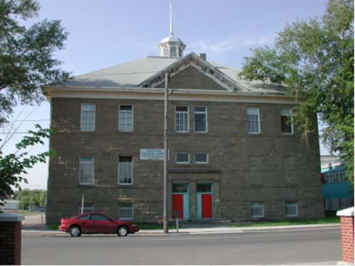 Front (north) facade