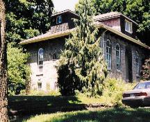 The Bampfield House in 2004.; Andrew Porteus, Niagara Falls Public Library Digital Collection, 2004.