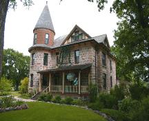 Primary elevations, from the southeast, of the McConnell House, Morden, 2006; Historic Resources Branch, Manitoba Culture, Heritage, Tourism and Sport, 2006
