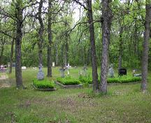 Vue du cimetière où repose Mary MacKenzie, près de l'église presbytérienne MacKenzie, région d'East Selkirk, 2005; Historic Resources Branch, Manitoba Culture, Heritage, Tourism and Sport, 2005