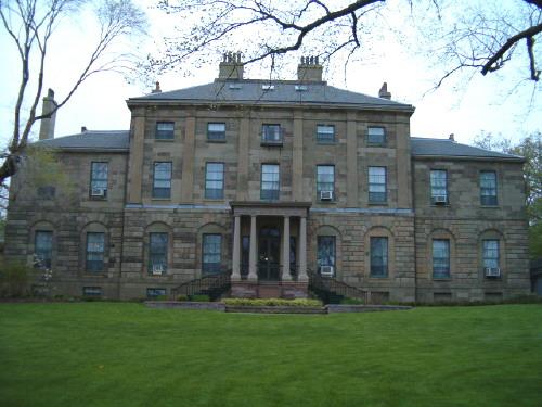 Hollis Street façade