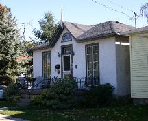 Front facade, northwest corner; Susan Schappert, 2007