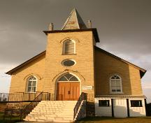 Façade principale - du sud de l'église presybtérienne de Ninga, Ninga, 2006; Historic Resources Branch, Manitoba Culture, Heritage, Tourism and Sport, 2006