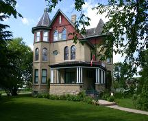 Main facades of Myers House, Minnedosa, 2004; Historic Resources Branch, Manitoba Culture, Heritage, Tourism and Sport, 2004