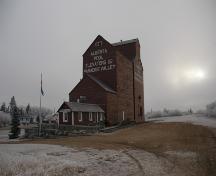1929 Alberta Wheat Pool Grain Elevator Provincial Historic Resource, Paradise Valley (November 2005); Alberta Culture and Community Spirit, Historic Resources Management, 2005
