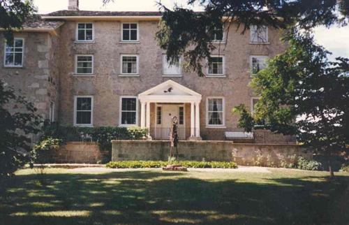 Main façade – 1985