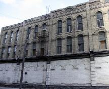 South elevation of the Bathgate Block, Winnipeg, 2007; Historic Resources Branch, Manitoba Culture, Heritage, Tourism and Sport, 2007