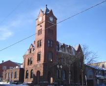 View of the Waterloo Post Office located on the northwest corner of King and Dupont Streets, 2007.; Lindsay Benjamin, 2007.
