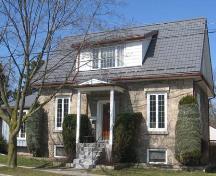 South façade of 49 Albert Street.; Lindsay Benjamin, 2007.