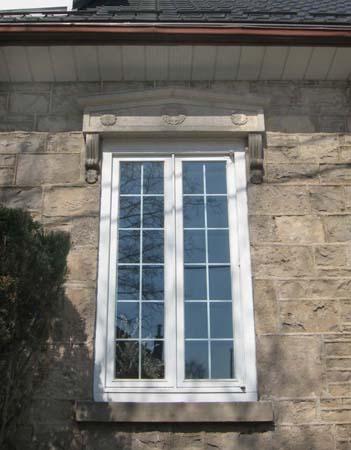 Stone Ornamentation on 49 Albert Street, 2007