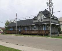 Front view of Warman Senior Drop-In Centre, 2008.; Winkel, 2008