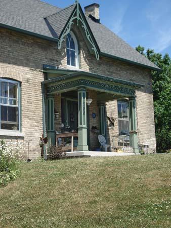 Façade, Baty House, 2007.