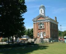 Front and side of Edinburgh Square; County of Haldimand 2007