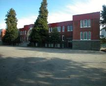 Exterior view of Lord Tennyson Elementary School; City of Vancouver, 2007