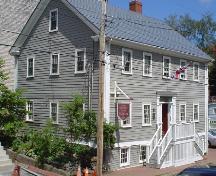 Knaut-Rhuland House, Old Town Lunenburg, front façade, 2004; Heritage Division, NS Dept. of Tourism, Culture and Heritage
