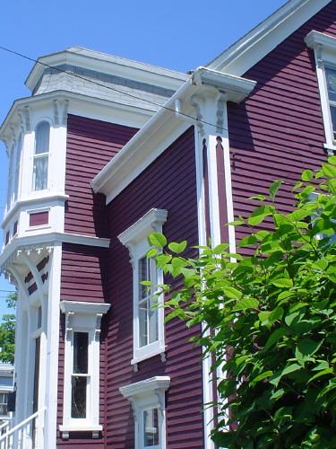 Lunenburg bump detail