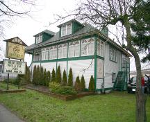 Exterior view of the Burkart House; Ciy of Surrey, 2007