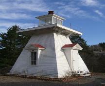 Front elevation, Port Greville Lighthouse, Port Greville, NS, 2009.; Heritage Division, NS Dept of Tourism, Culture and Heritage, 2009