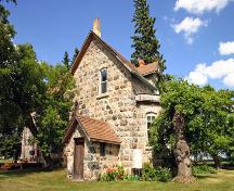 Façade sud-ouest de la maison Young, région de Cypress River, 2006; Historic Resources Branch, Manitoba Culture, Heritage, Tourism and Sport, 2006