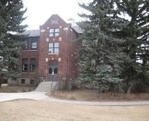 Hepburn School, 2008; Robertson, 2008