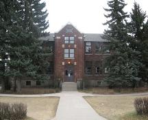 Hepburn School, 2008; Robertson, 2008