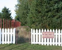 Showing entrance gate and sign; Donna Collings, 2007
