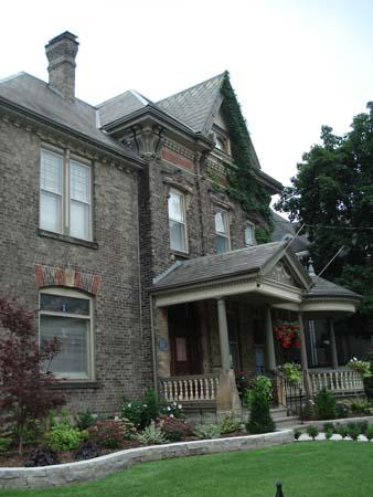 Façade, Hayman House, 2007