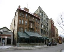 Contextual view, from the southeast, of the Royal Albert Arms Hotel, Winnipeg, 2006; Historic Resources Branch, Manitoba Culture, Heritage, Tourism and Sport, 2006