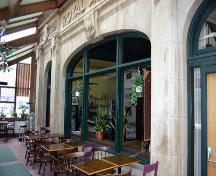 Wall detail of the Royal Albert Arms Hotel, Winnipeg, 2006; Historic Resources Branch, Manitoba Culture, Heritage, Tourism and Sport, 2006