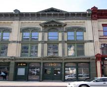 Primary elevation, from the east, of the House of Comoy, Winnipeg, 2006; Historic Resources Branch, Manitoba Culture, Heritage, Tourism and Sport, 2006