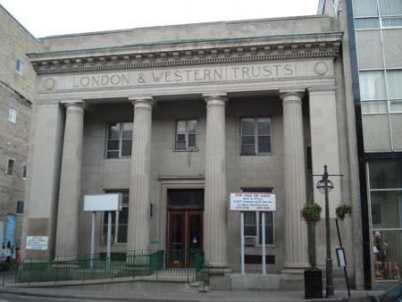 Façade, London and Western Trusts, 2007