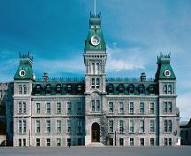 Exterior view of the Mackenzie Building located at Point Frederick Buildings National Historic Site of Canada.; Parks Canada Agency / Agence Parcs Canada.