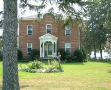 Front of the Edmondson-Weaver House; County of Haldimand, 2007.