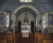Intérieur de l'église orthodoxe ukrainienne Saint-Pierre-et-Saint-Paul, Seech, 2004; Historic Resources Branch, Manitoba Culture, Heritage, Tourism and Sport, 2004