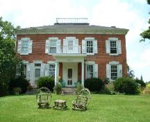Front of Dochstader Hotel; County of Haldimand, 2007.